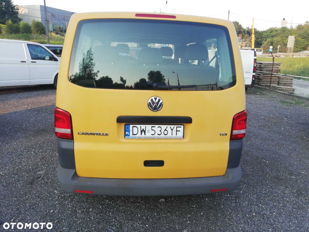 Volkswagen Caravelle - 5