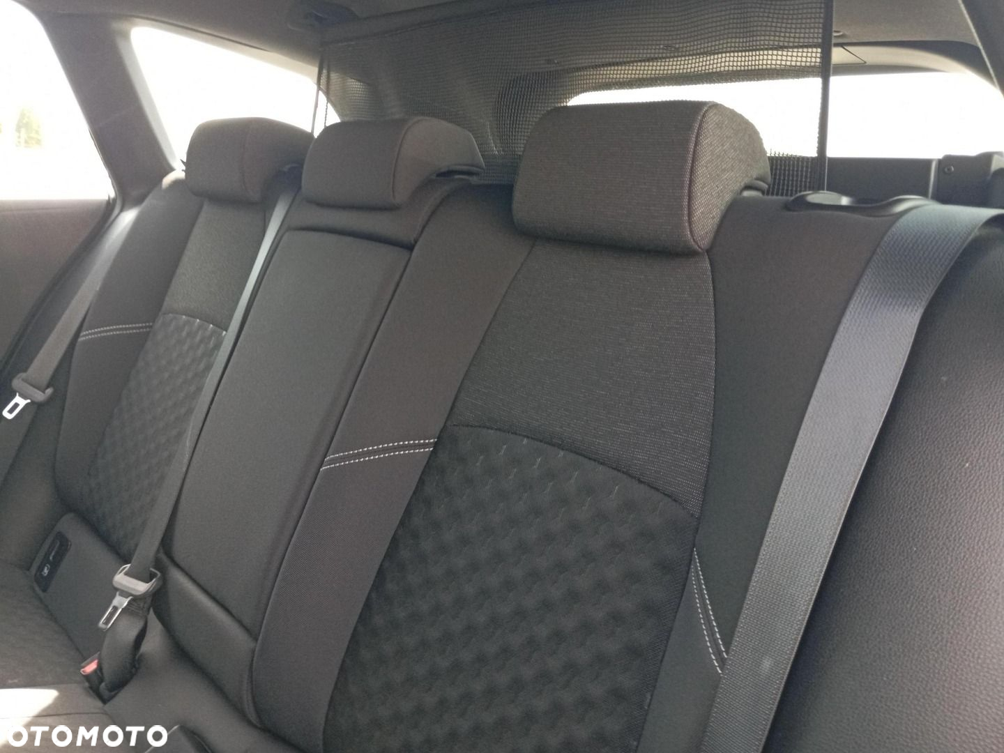 Toyota Corolla 2.0 Hybrid Comfort - 14