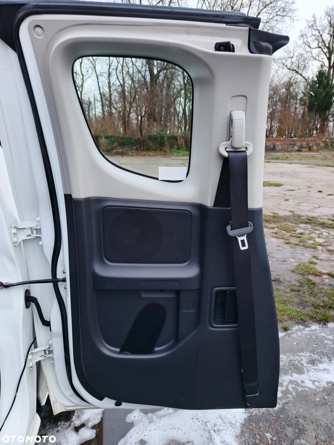 Mitsubishi L200 2.4 d CC Invite EU6 - 12
