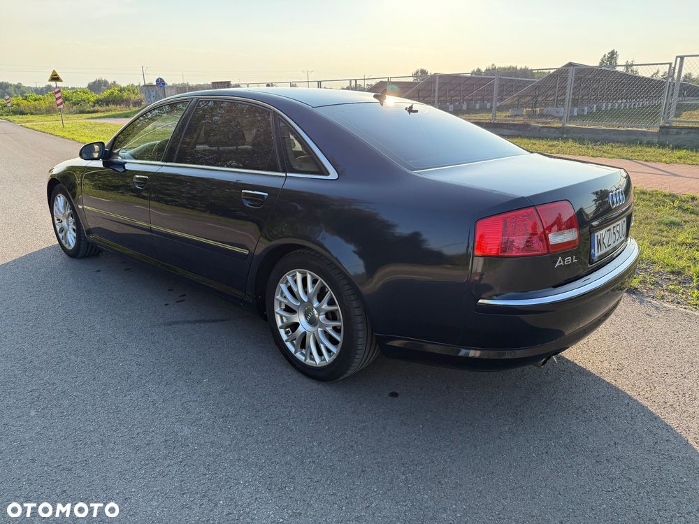 Audi A8 4.2 quattro Langversion - 5