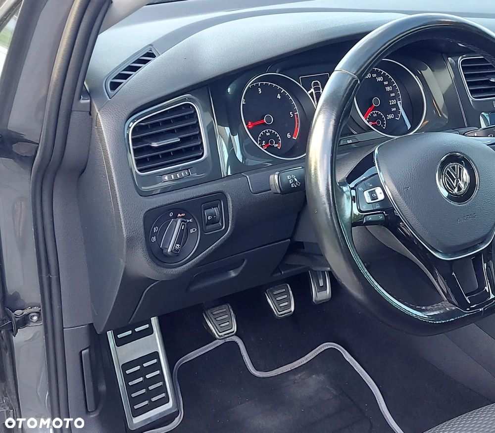 Volkswagen Golf 1.6 TDI BMT Highline - 16