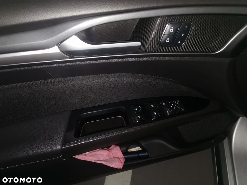 Ford Mondeo 2.0 TDCi Titanium - 26