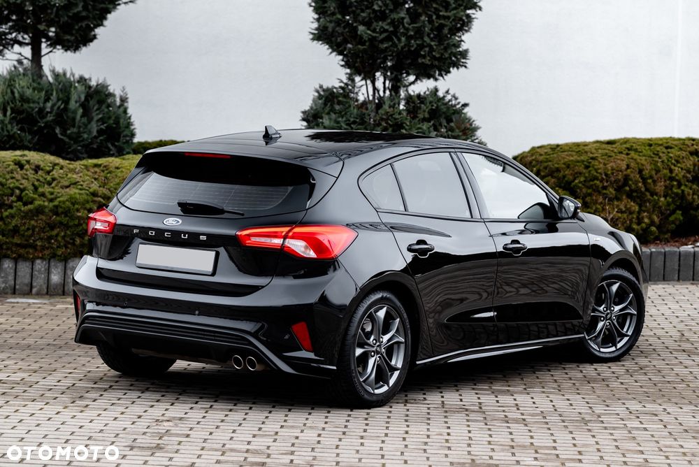 Ford Focus 1.0 EcoBoost Trend - 11