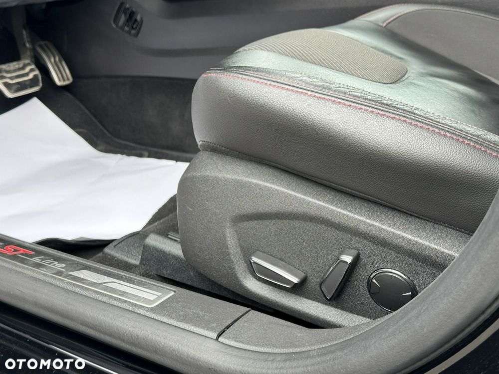 Ford Mondeo SW - 18