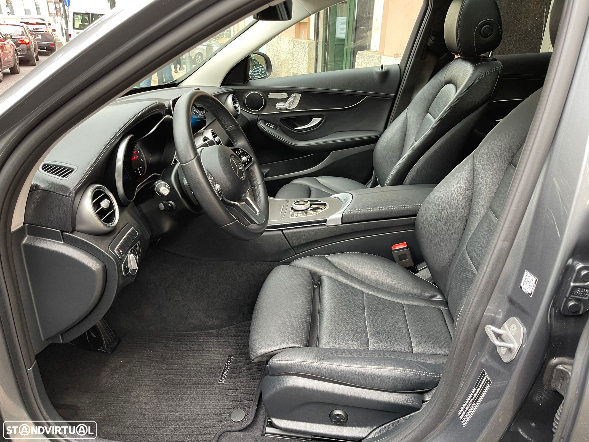 Mercedes-Benz C 220 d AMG Line - 24