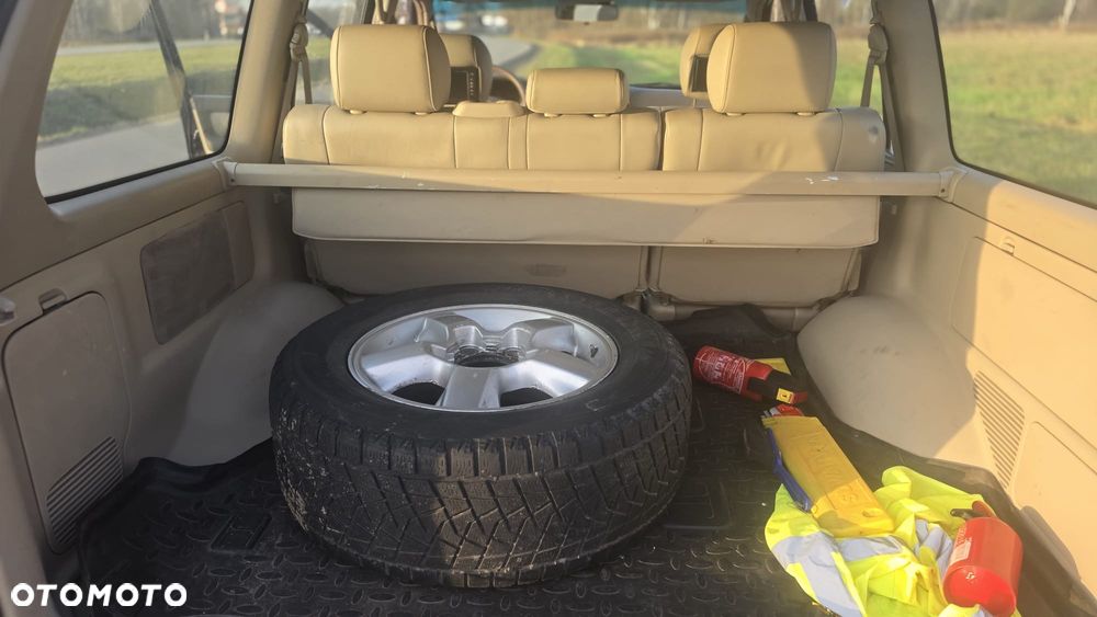 Toyota Land Cruiser 4.7 V8 - 30