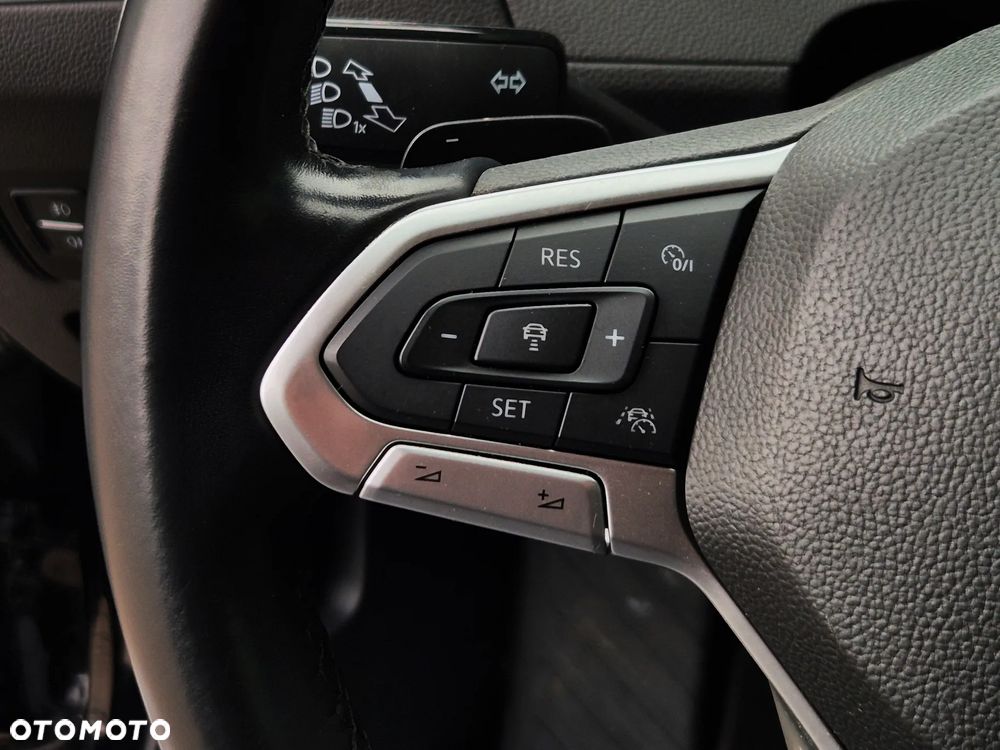 Volkswagen Passat 2.0 TSI Business DSG - 27