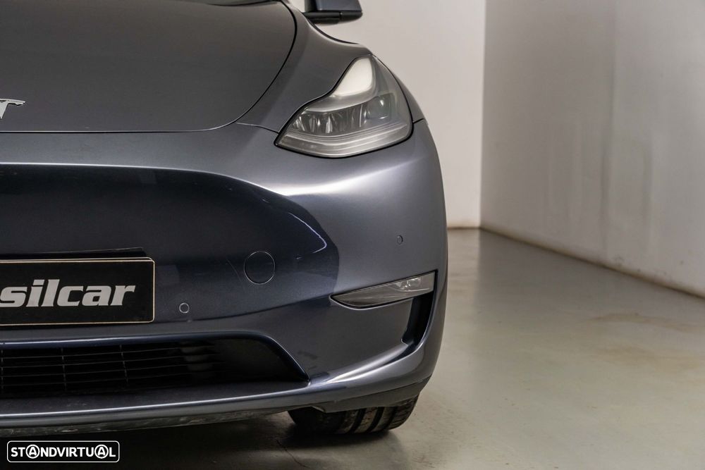 Tesla Model Y Performance Tração Integral - 21
