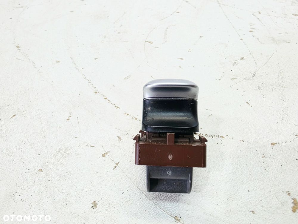 PRZYCISK GUZIK OTWIERANIA KLAPY TYŁ AUDI A4 B8 A5 8T 8K0959831B - 4