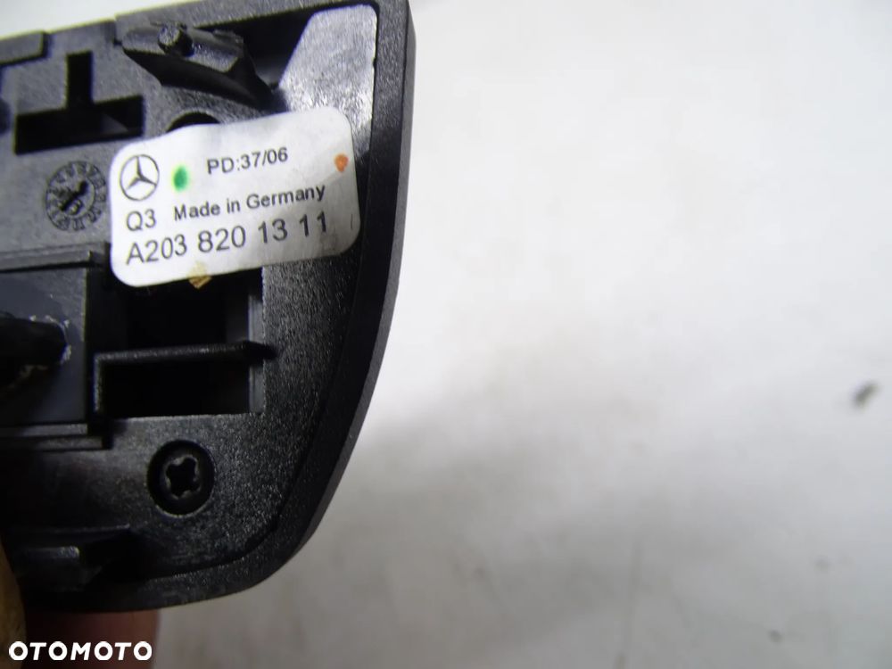 Mercedes Gniazdo zlacze bluetooth 2038201311 - 3