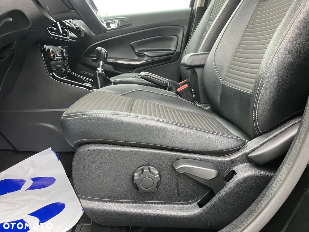 Ford EcoSport 1.0 EcoBoost TITANIUM X - 18
