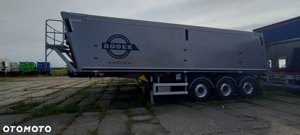 Bodex 40m3 klapa do czoła - 8