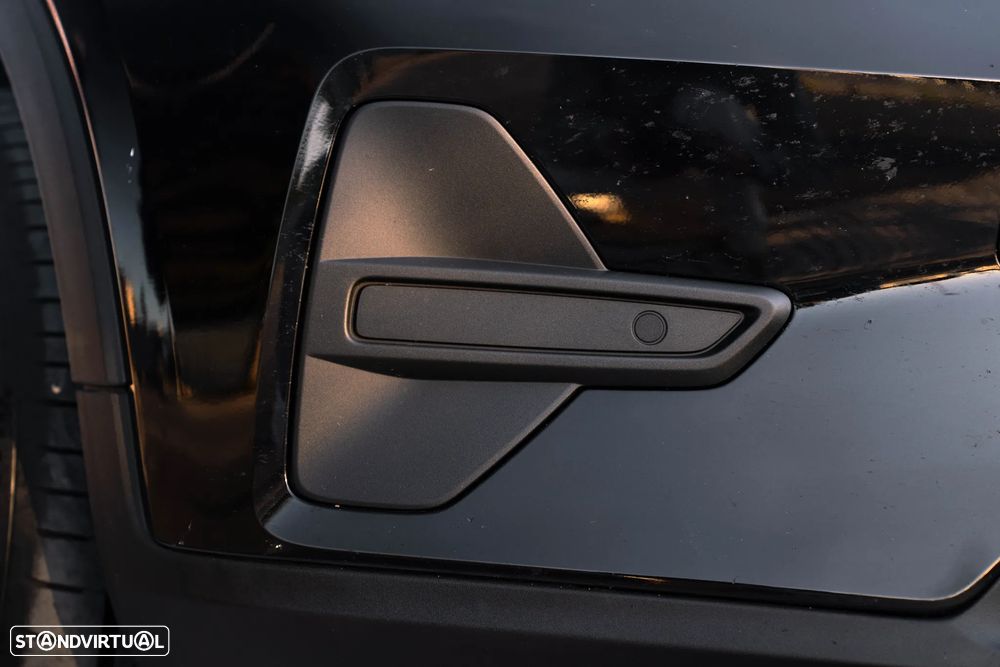 Volvo Xc40 2022 photo 3