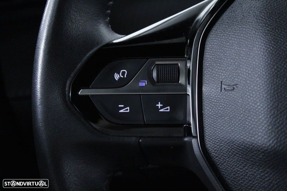 Peugeot 2008 1.2 PureTech Active - 22