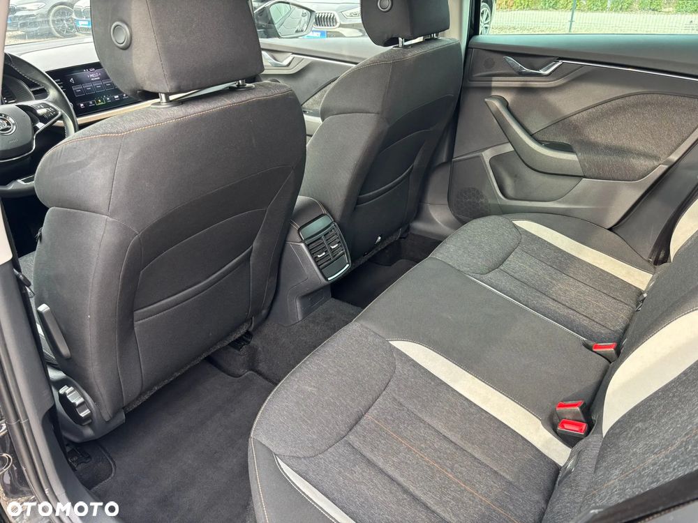 Skoda Kamiq 1.0 TSI Style - 10