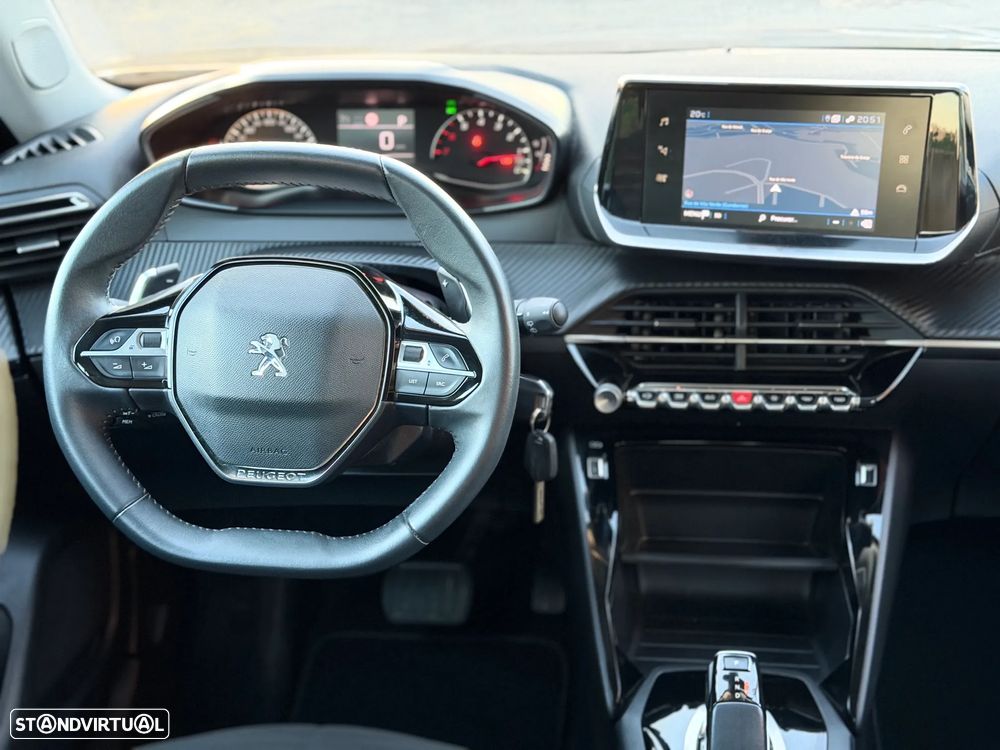Peugeot 2008 1.2 PureTech Active Pack EAT8 - 6