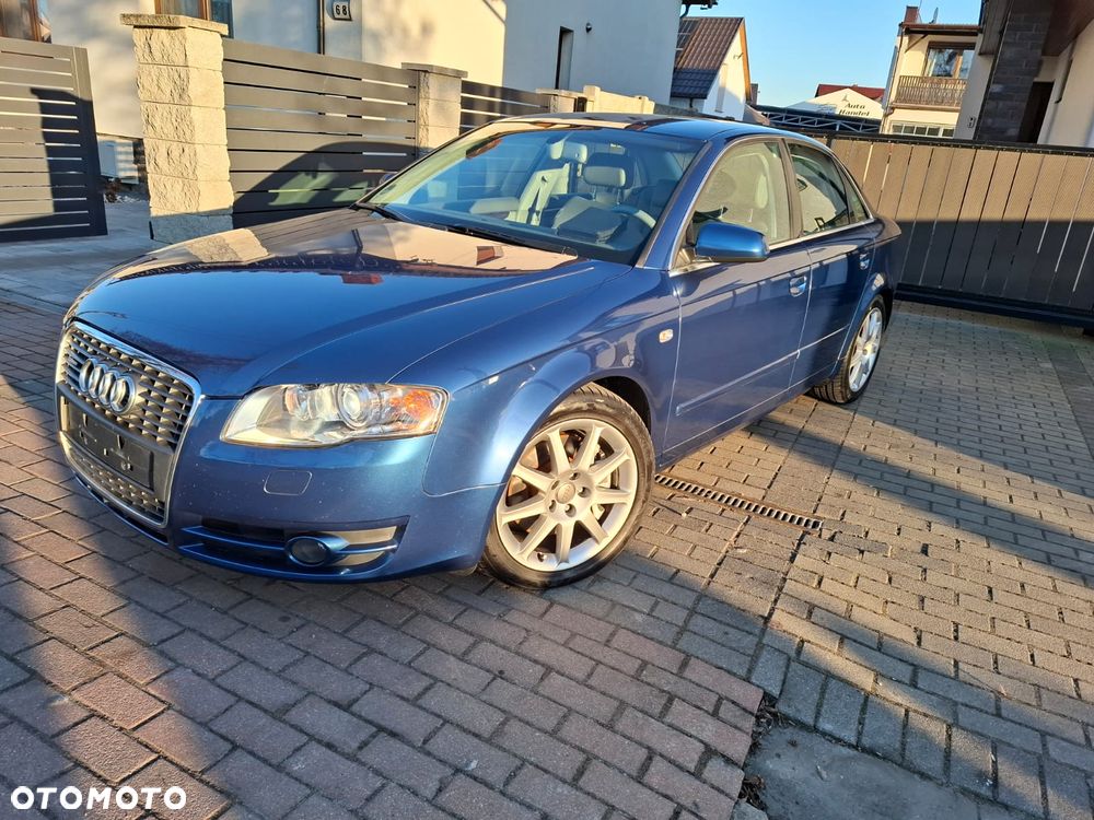 Audi A4 Limousine 2.0 T FSI quattro - 4