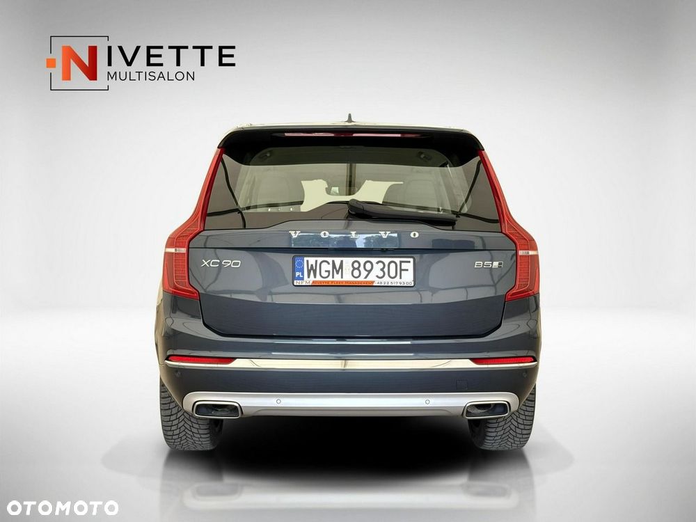 Volvo XC 90 - 10