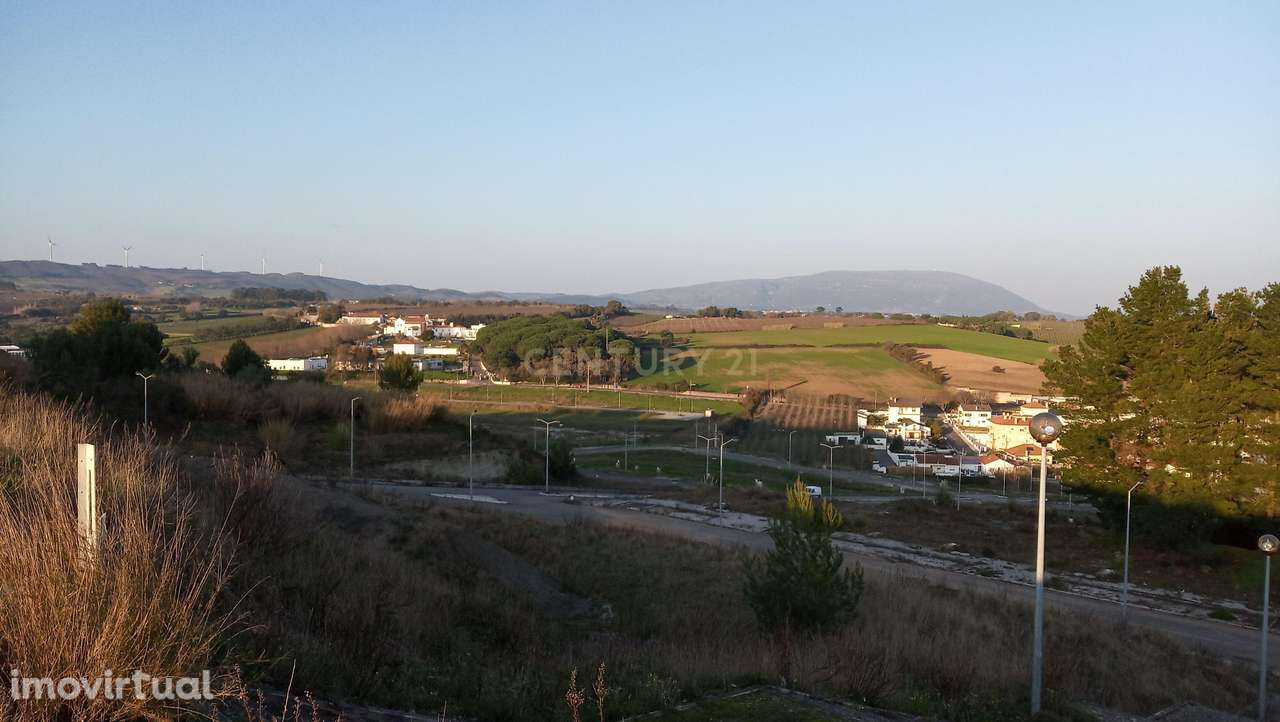 Terreno Urbano - Aldeia da Merceana - Alenquer - Grande imagem: 3/8