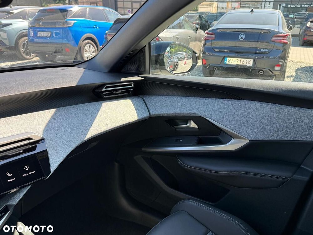 Peugeot 3008 - 18