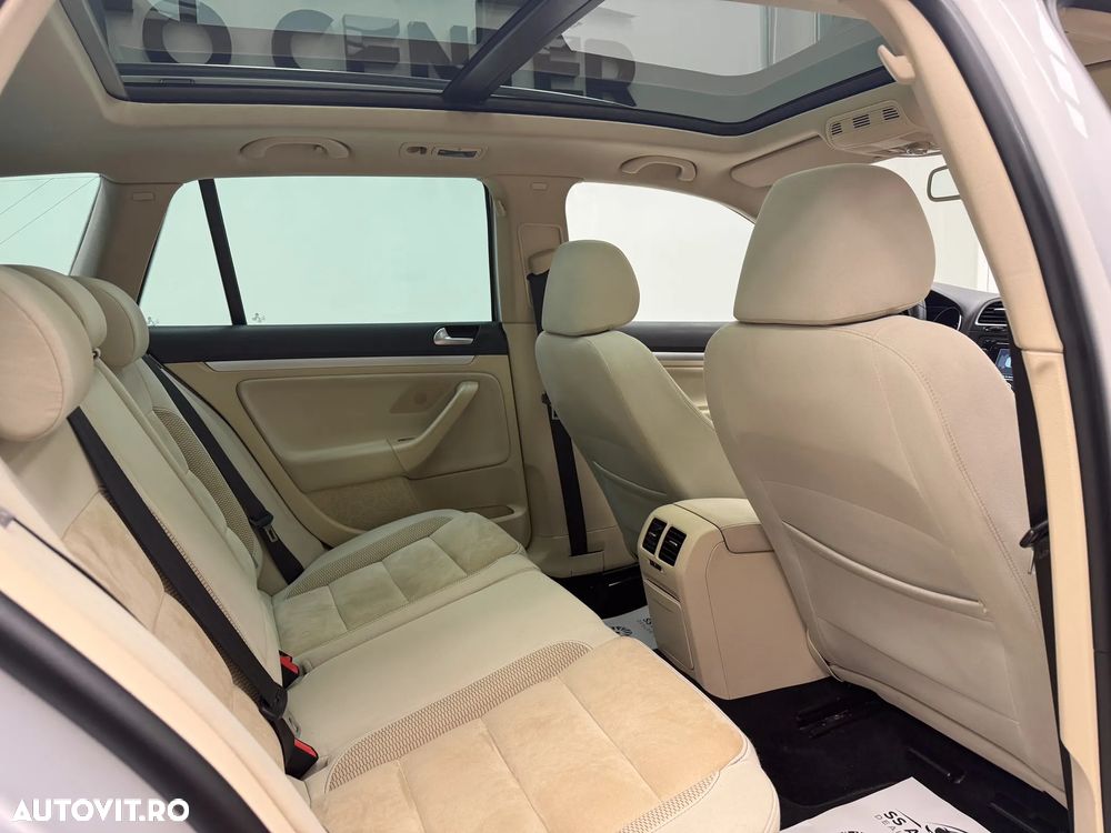 Volkswagen Golf Variant 2.0 TDI DPF DSG Exclusive - 8