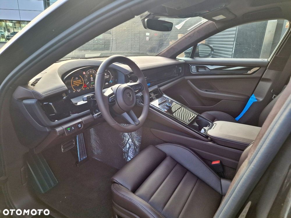Porsche Panamera - 5