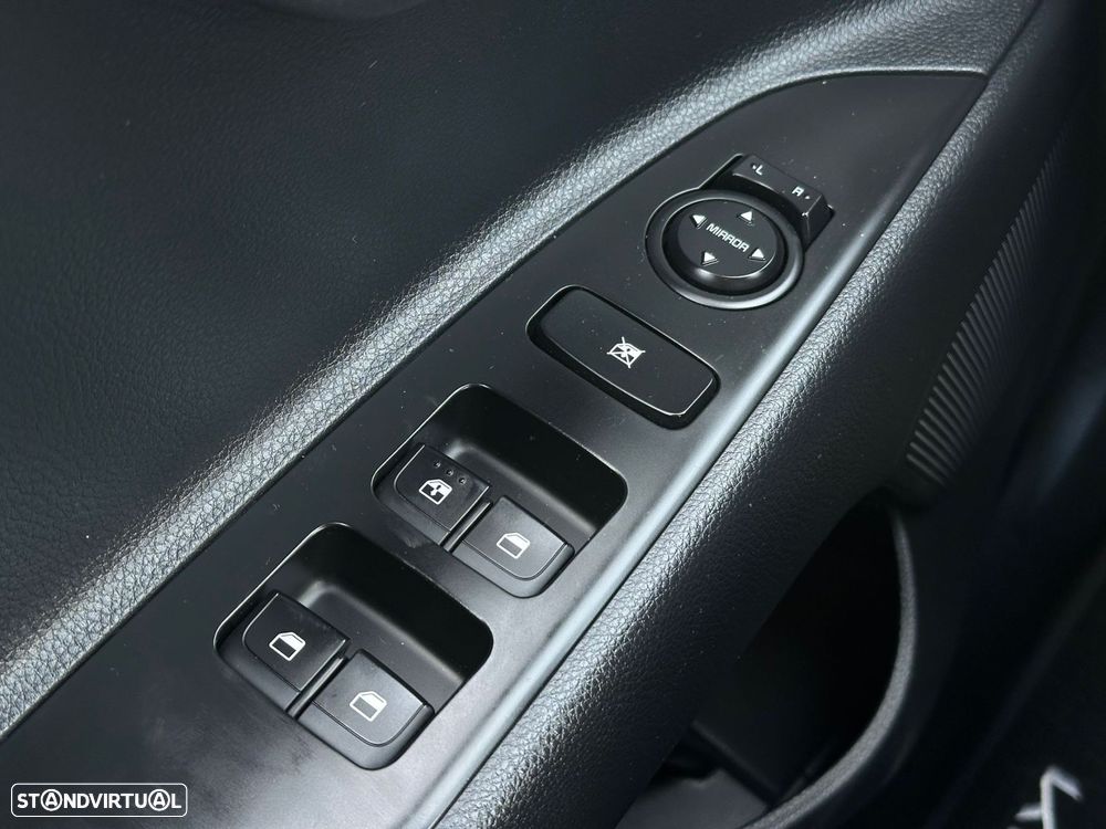 Kia Stonic 1.0 T-GDi Drive - 14