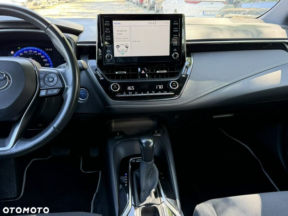 Toyota Corolla 1.8 Hybrid Comfort - 24