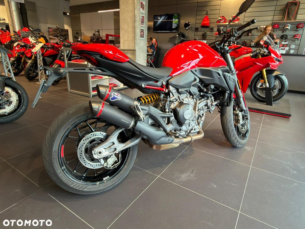 Ducati Monster - 8