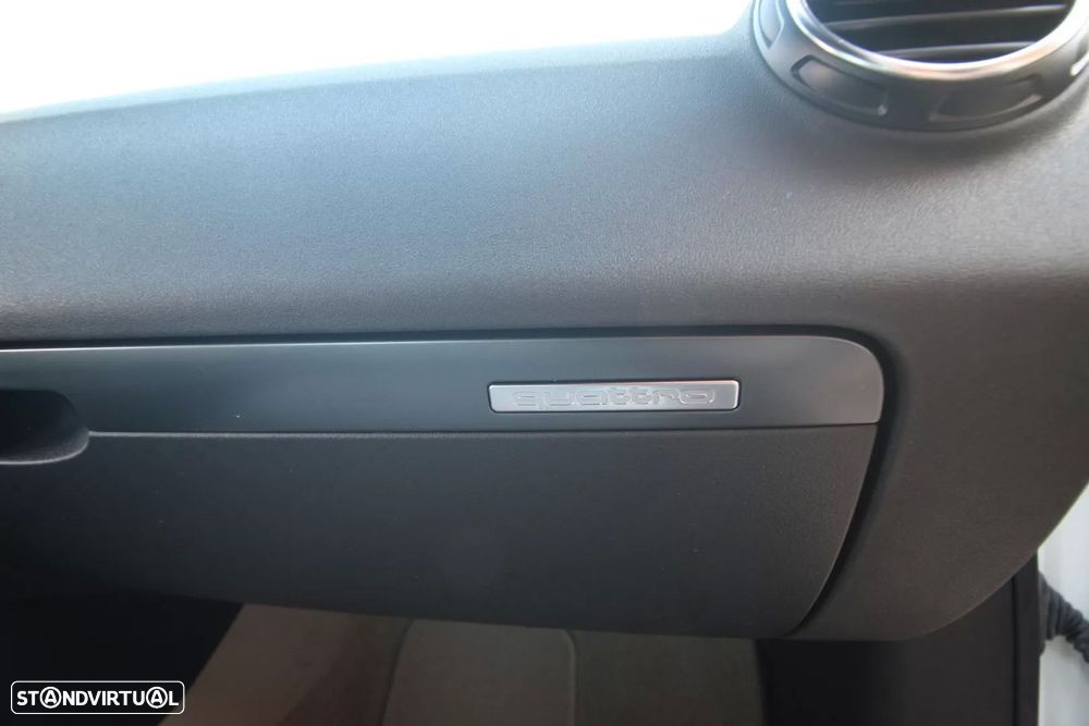 Audi TT Coupé 2.0 TDI quattro - 21