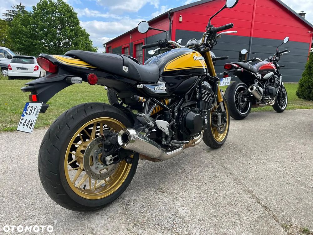 Kawasaki Z 900 RS - 6