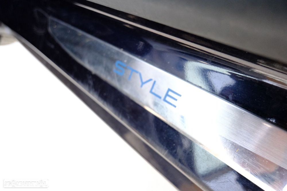 Peugeot 308 SW 1.5 BlueHDi Style - 24