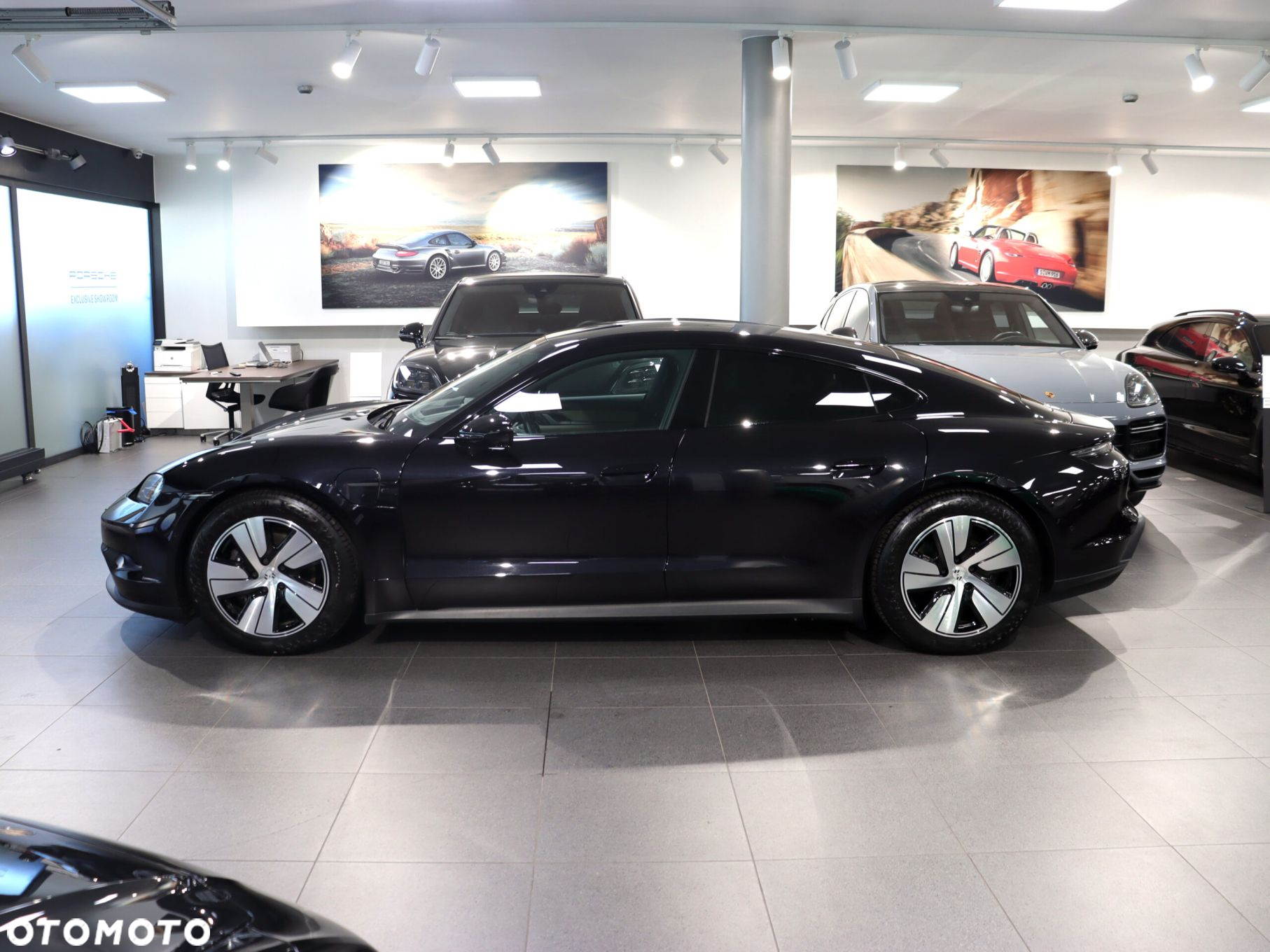 Porsche Taycan - 2