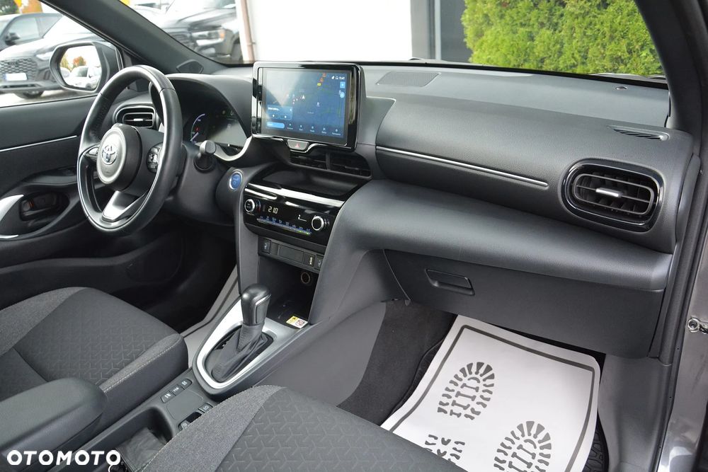 Toyota Yaris Cross - 16