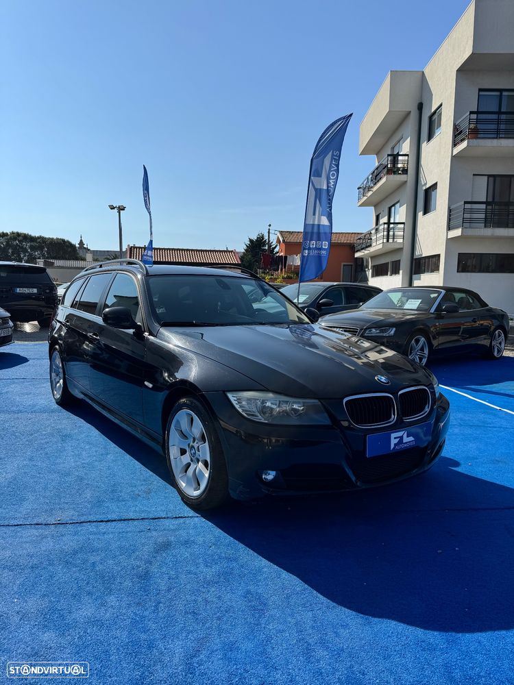 BMW 320 d Navigation Sport - 3