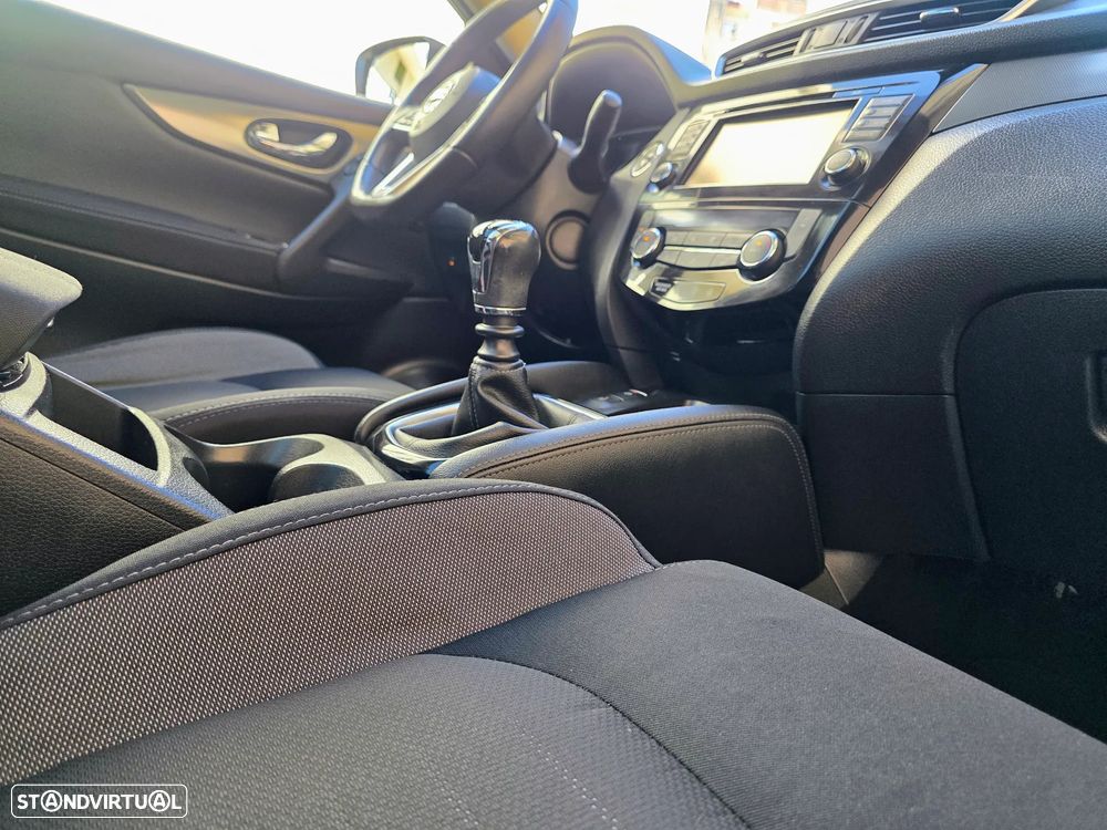 Nissan Qashqai 1.5 dCi N-Connecta Led - 47