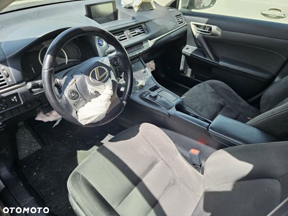 Lexus CT 200h Prestige EU6 - 4