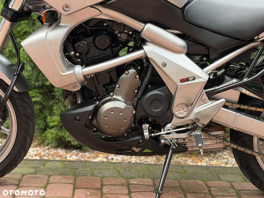 Kawasaki Versys 650 - 16