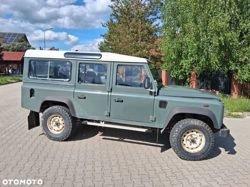 Land Rover Defender 2.4 TD4 SE - 24