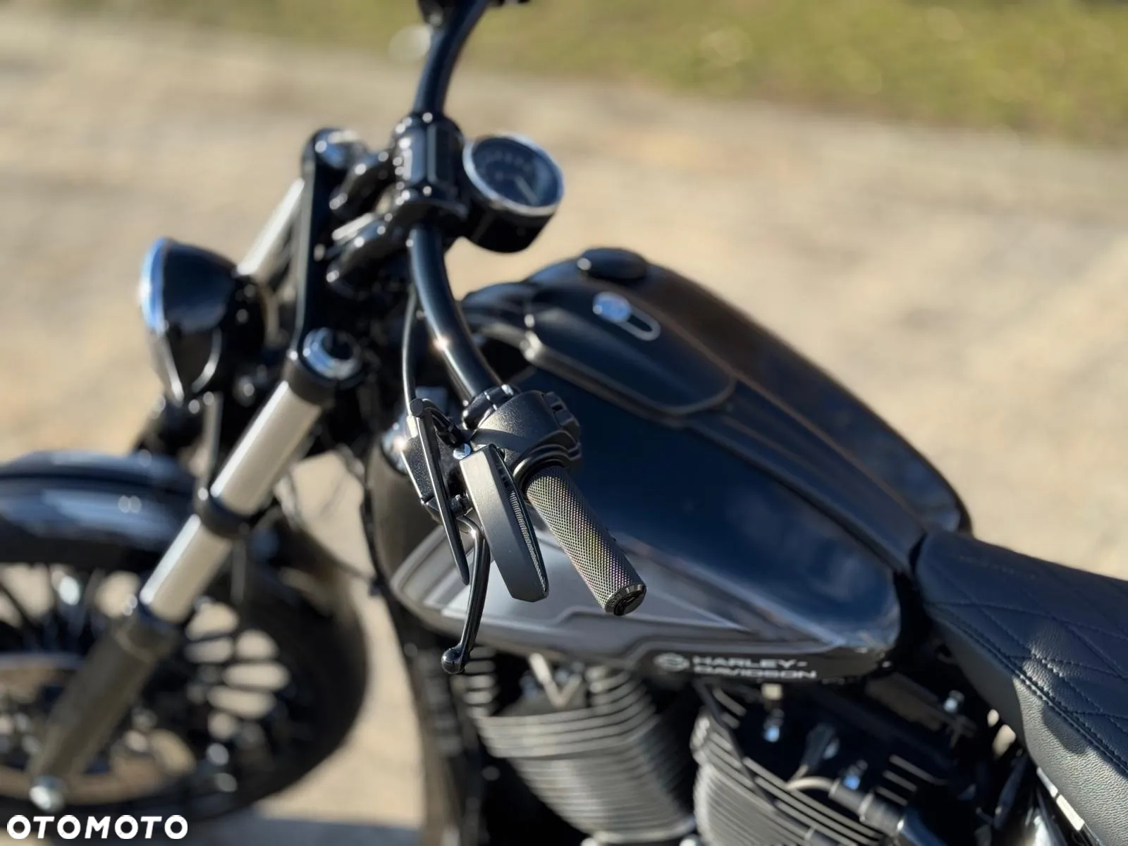 Harley-Davidson Softail Breakout - 31