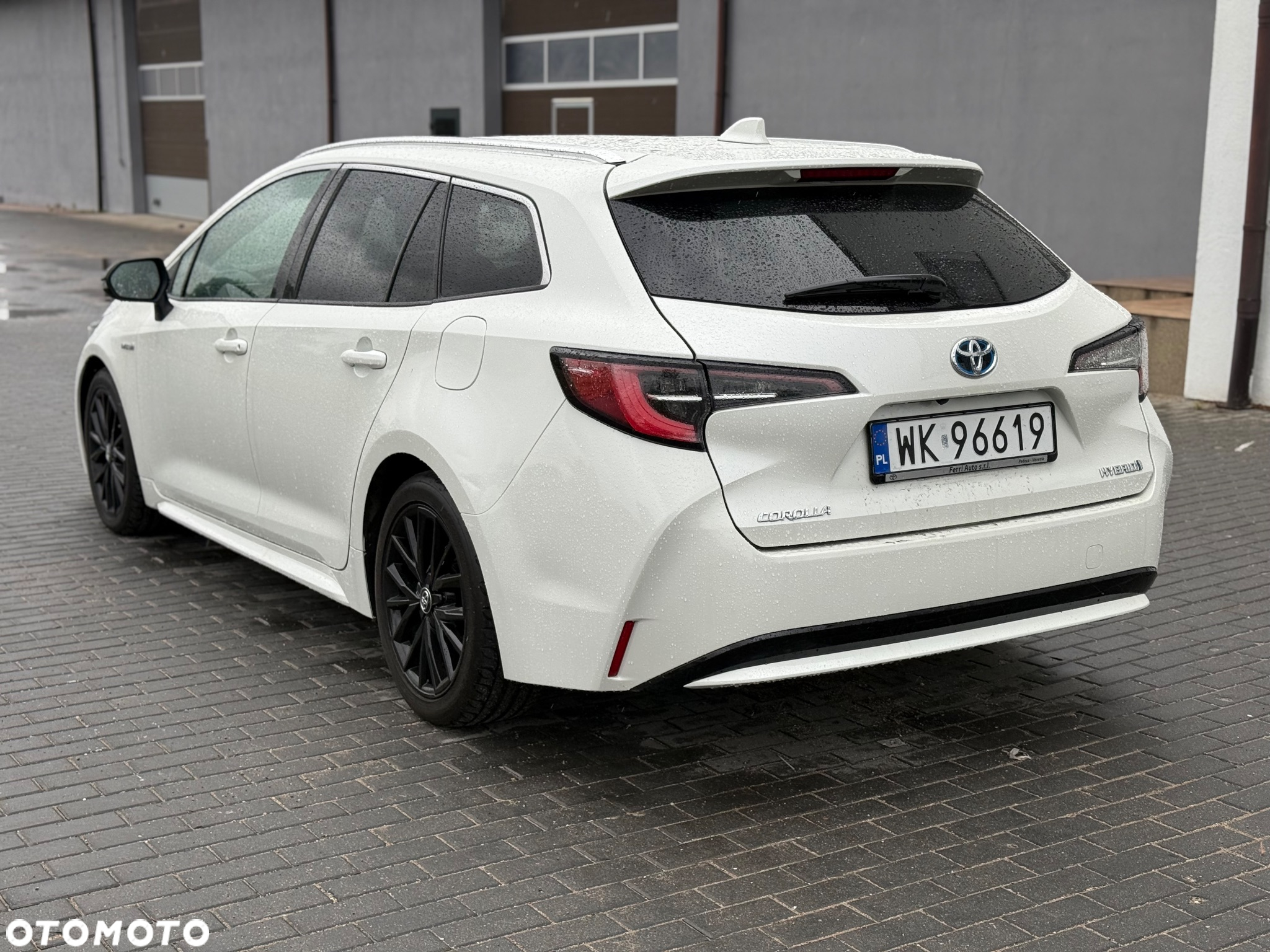 Toyota Corolla 1.8 Hybrid Active - 6
