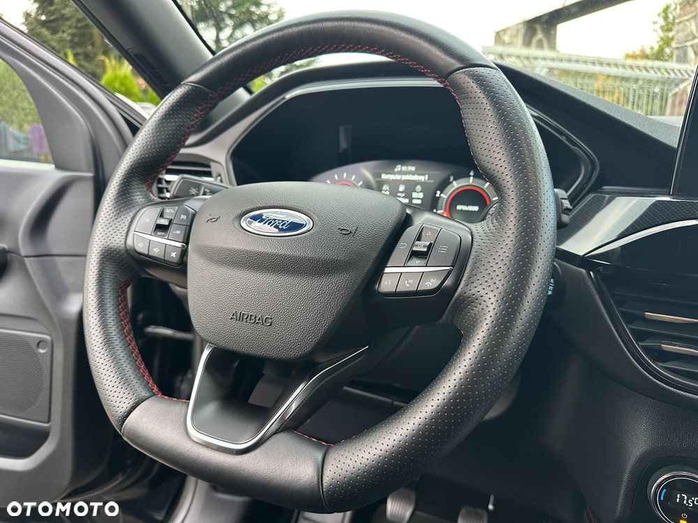Ford Kuga 1.5 EcoBoost ST-LINE X - 22
