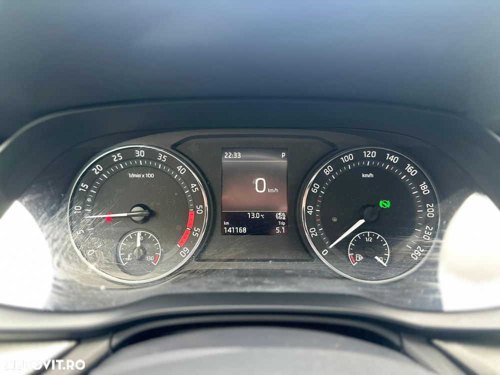 Skoda Octavia 2.0 TDI DSG Ambition - 13