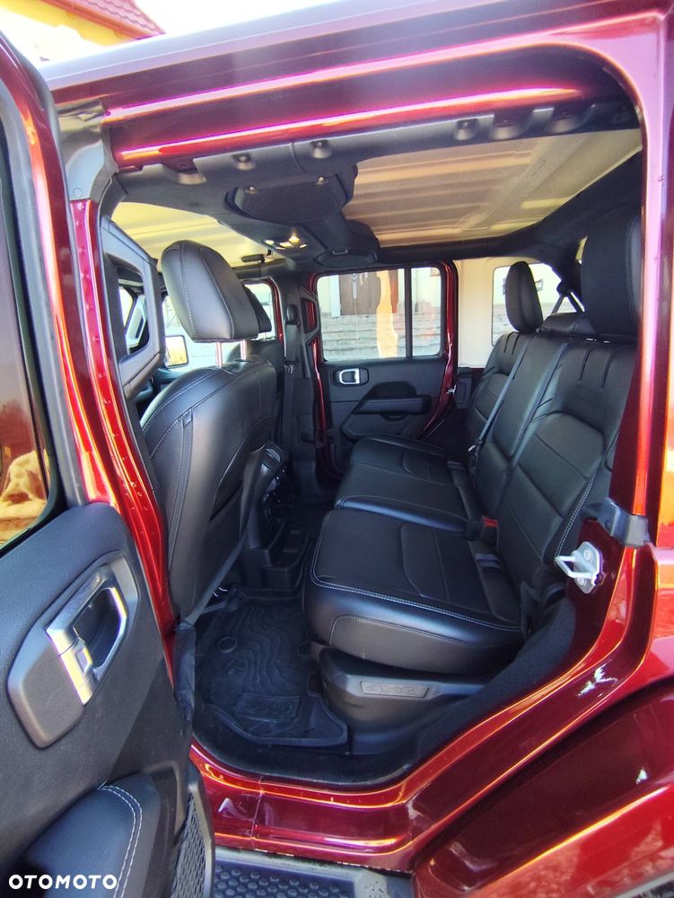 Jeep Wrangler Unlimited 2.0 Turbo PHEV 4xe Sahara - 16