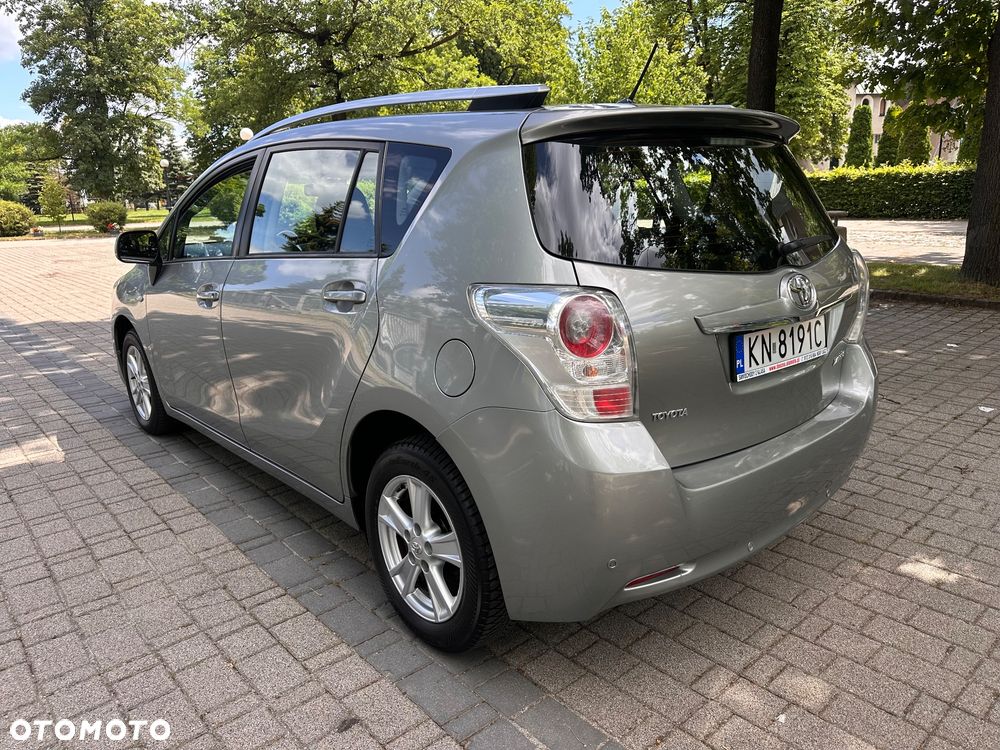 Toyota Verso 2.0 D-4D Executive - 34