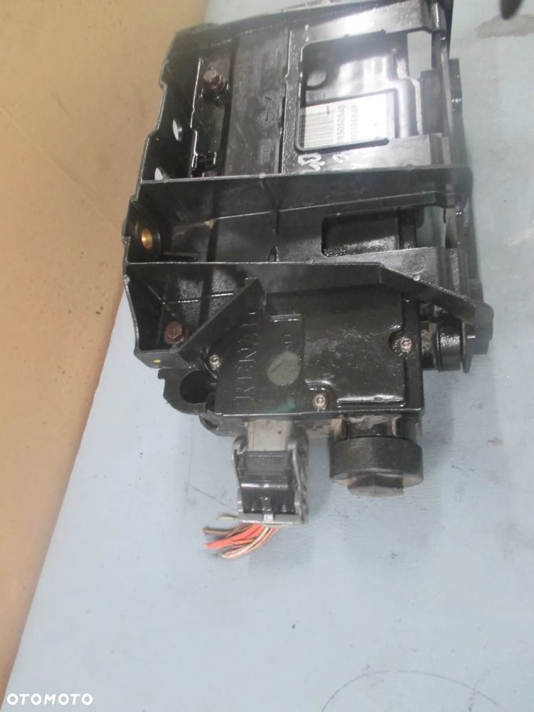 hamulec ręczny elektryczny Scenic II 8200396849 02195050840 - 3