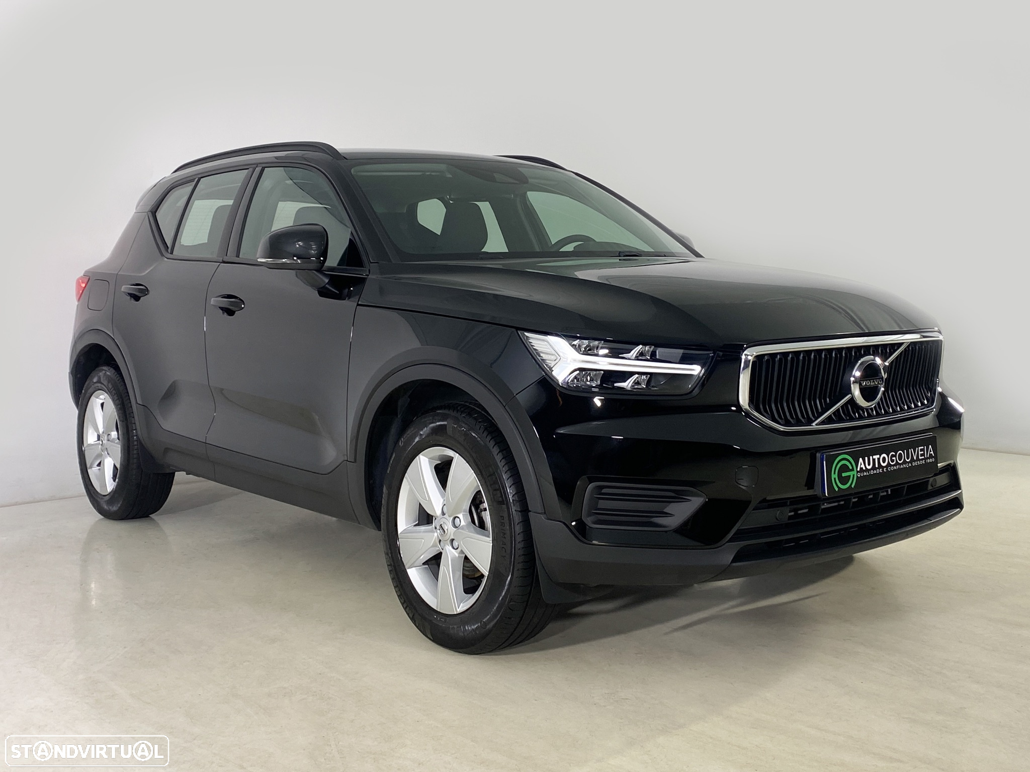 Volvo XC 40 1.5 T2 Momentum Core Geartronic - 8