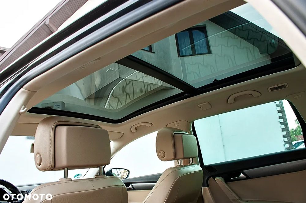 Volkswagen Passat 2.0 TDI 4Mot Highline - 39