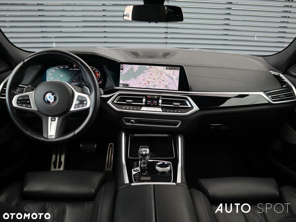 BMW X6 M50i - 19
