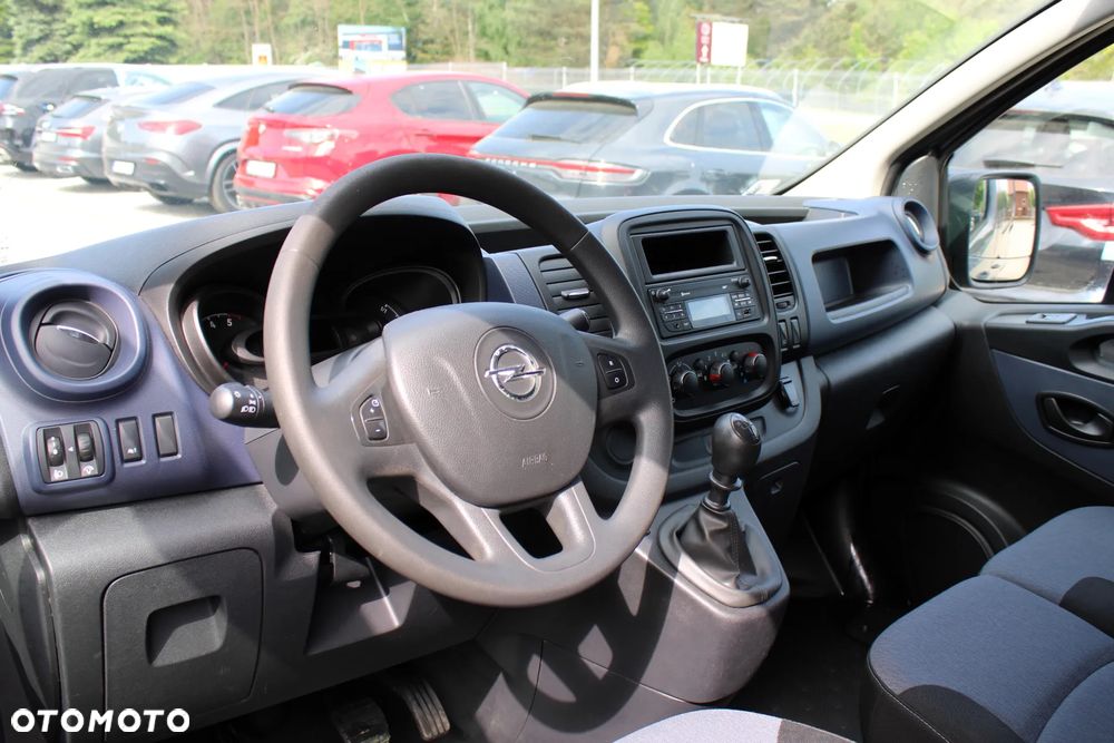Opel Vivaro - 16